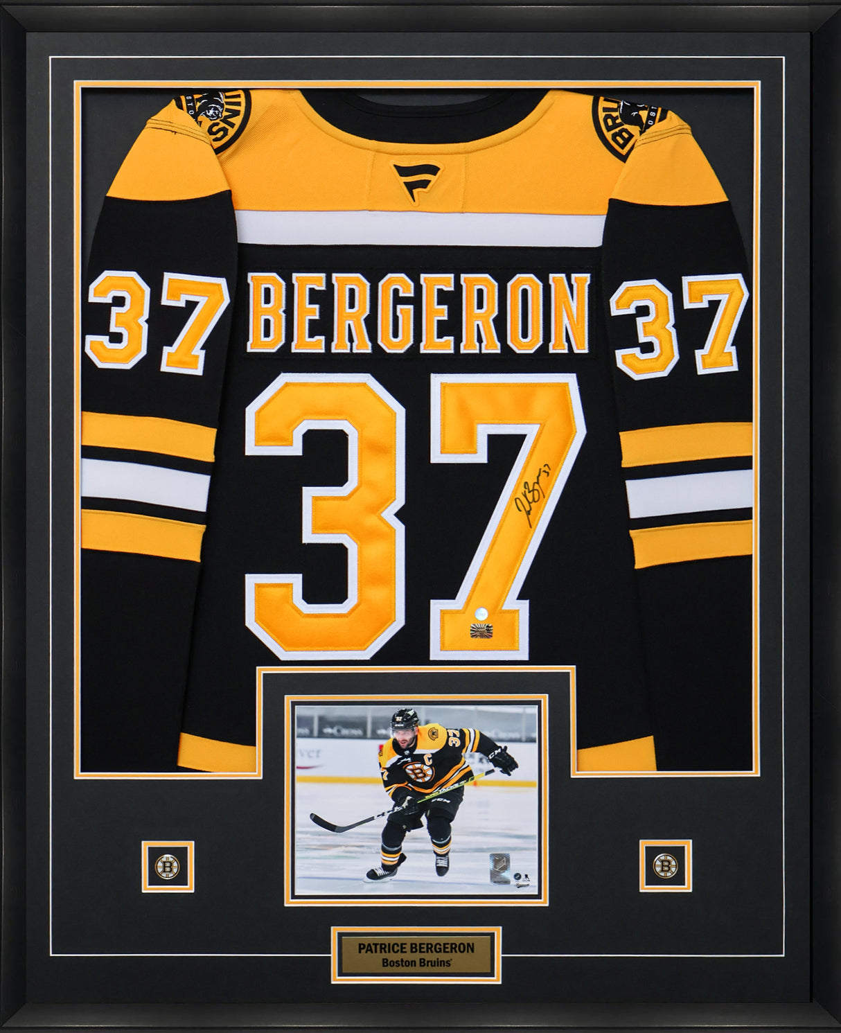 Patrice Bergeron Signed Framed Jersey Bruins Black Fanatics Premium