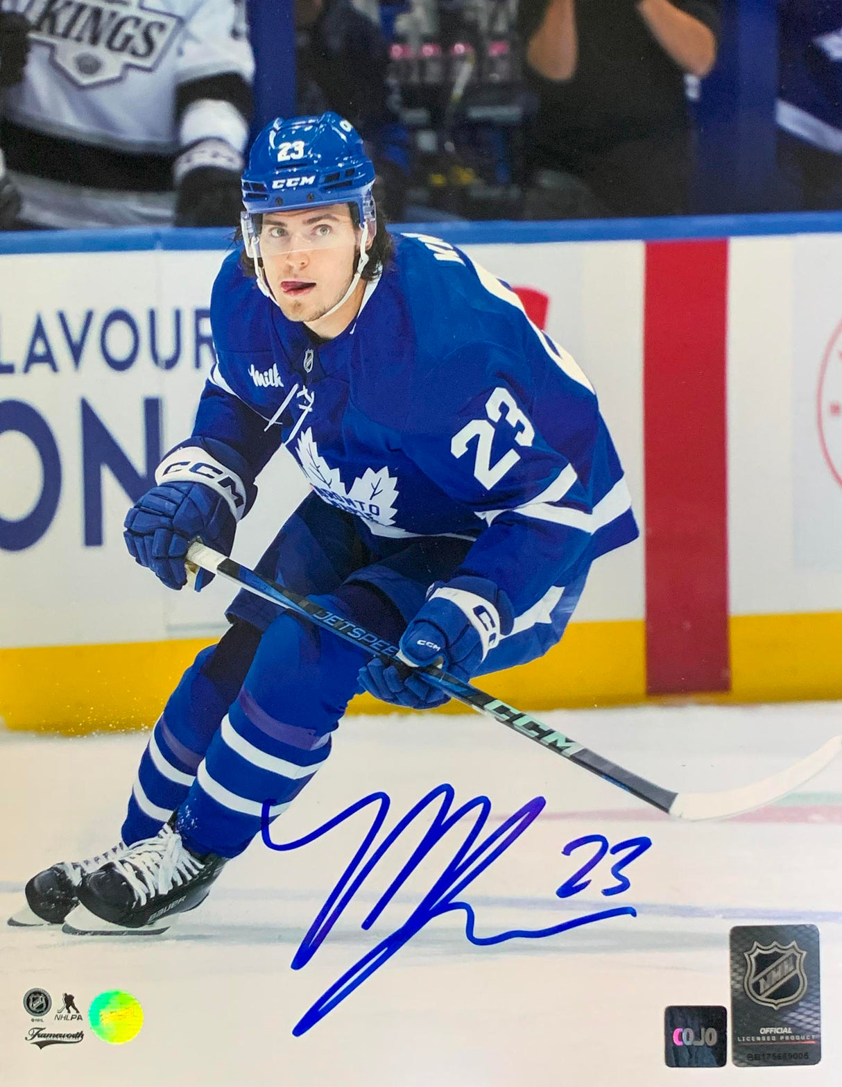 Matthew Knies Signed 8x10 Photo Toronto Maple Leafs Crouching-V