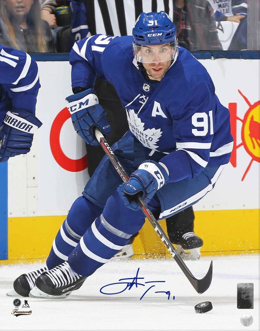 John Tavares Toronto Maple Leafs Signed 16x20 Action Photo - Frameworth Sports Canada 