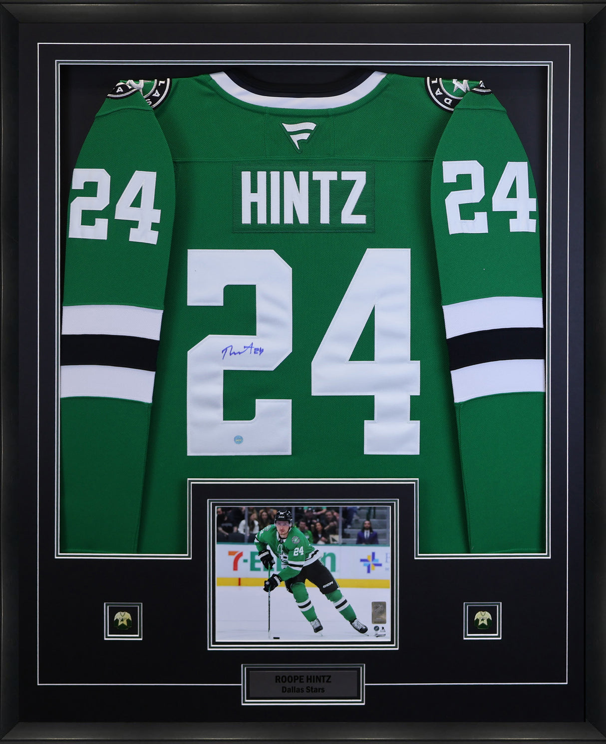 Roope Hintz Signed Framed Jersey Dallas Stars 2024 Fanatics Premium - AUCTION