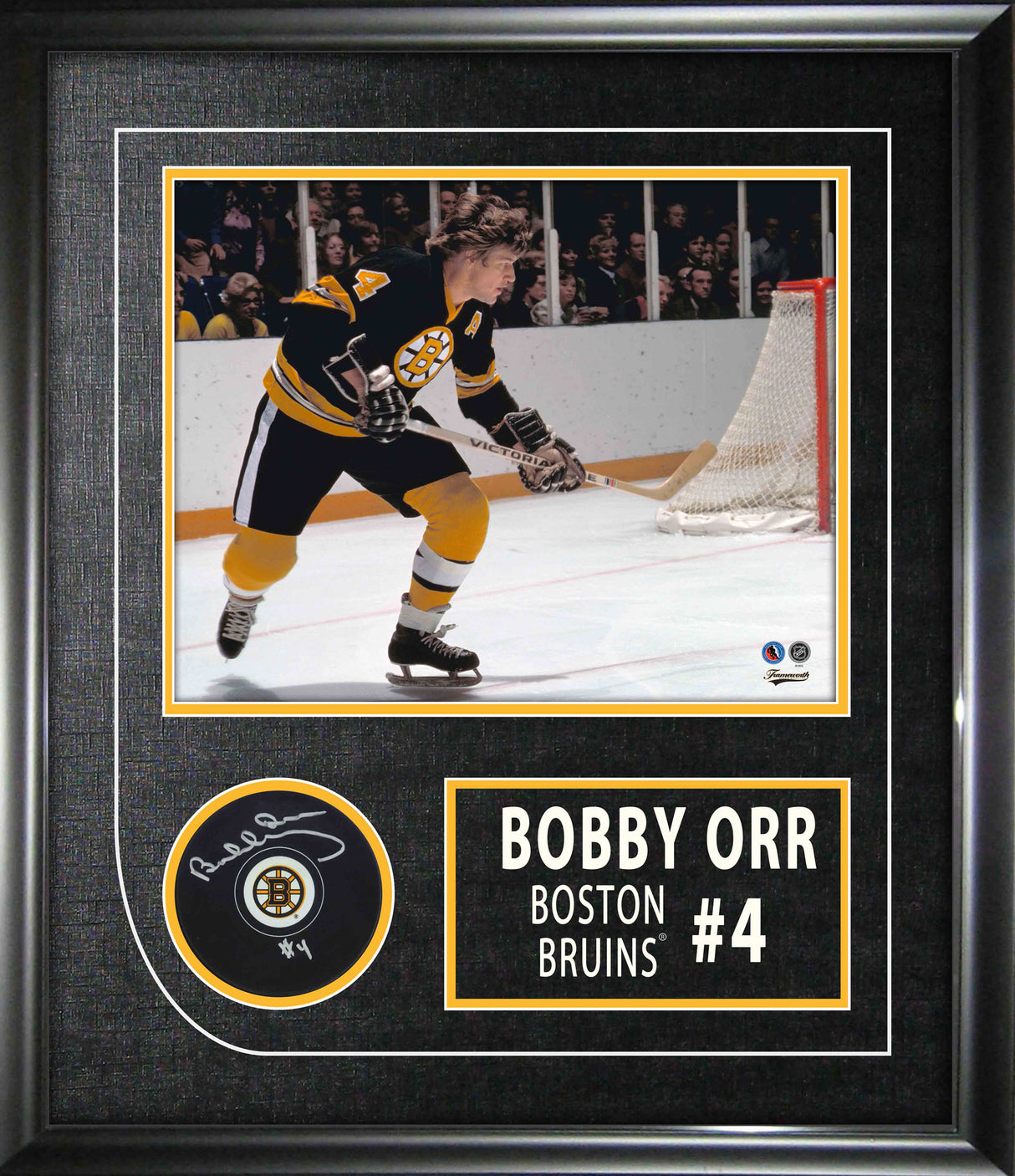 Bobby Orr Boston Bruins Signed Framed 8x10 Photo and Puck