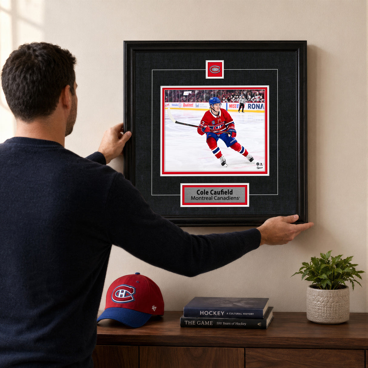 Cole Caufield Framed Pin & Plate Montreal Canadiens - lifestyle 1