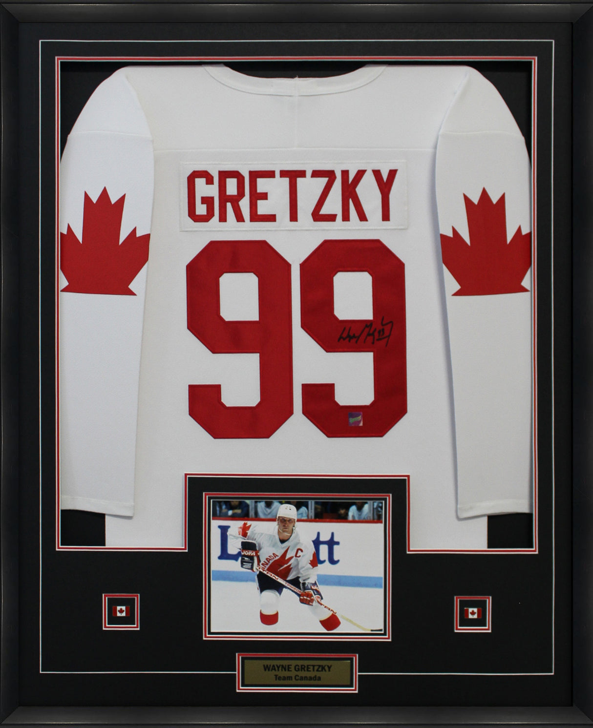 Wayne Gretzky Signed Team Canada Framed 34x42 Away 1987 Canada Cup Jersey