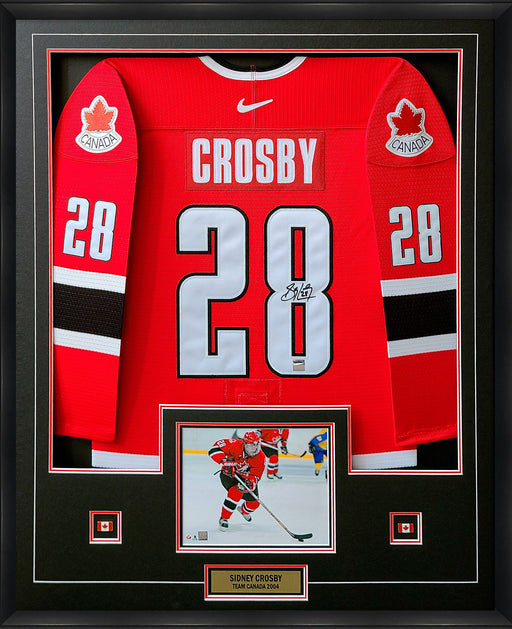 Sidney Crosby Signed Framed Jersey 2004 Team Canada World Juniors Game Model Nike Red - Frameworth Sports Canada 
