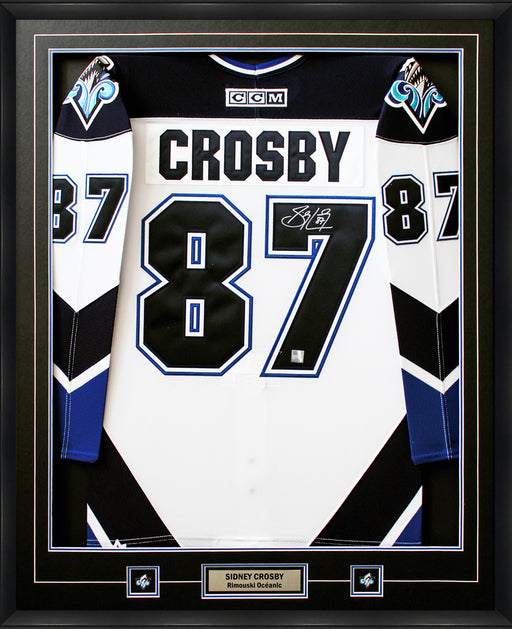 Sidney Crosby Signed Jersey Framed Oceanic Pro White CCM - Frameworth Sports Canada 