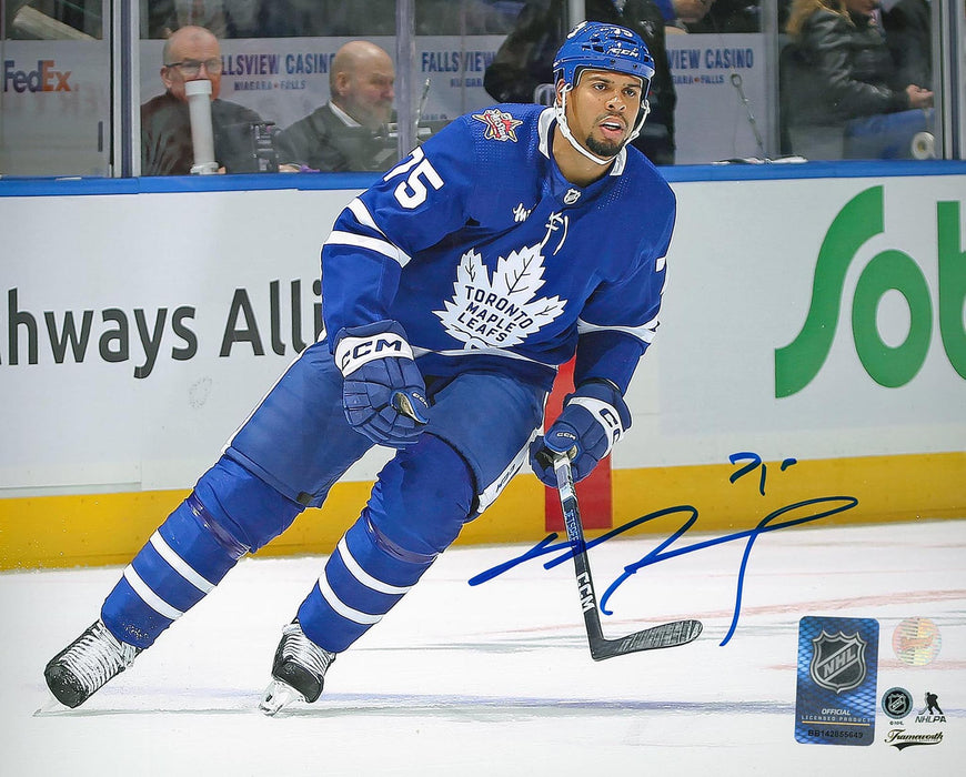 Ryan Reaves Signed 8x10 Unframed Toronto Maple Leafs Action-H - Frameworth Sports Canada 