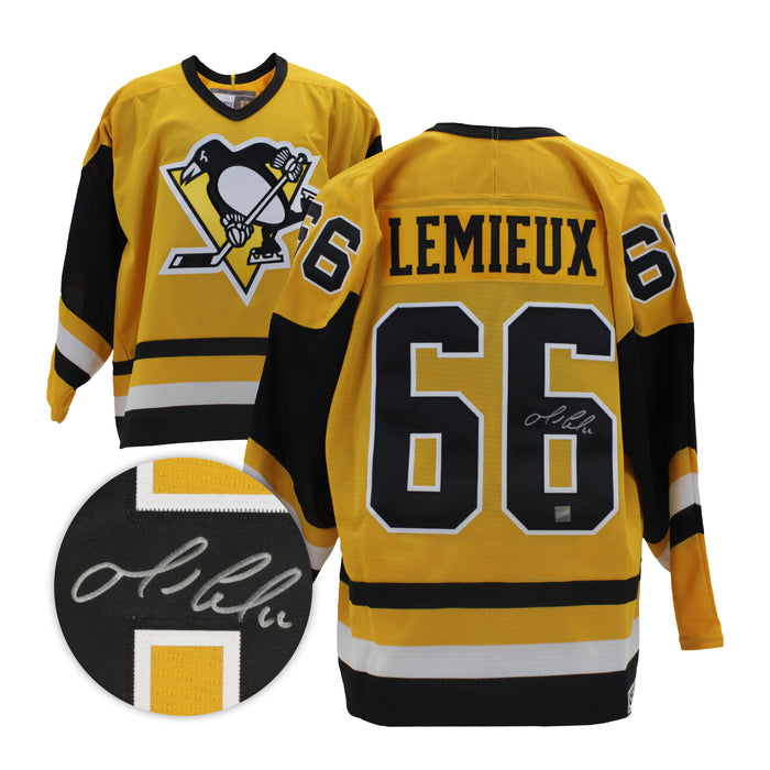 Mario Lemieux Signed Pittsburgh Penguins 1985 CCM Jersey - Frameworth Sports Canada 