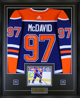 Connor McDavid Signed Framed Jersey Oilers Adidas Blue - Frameworth Sports Canada 