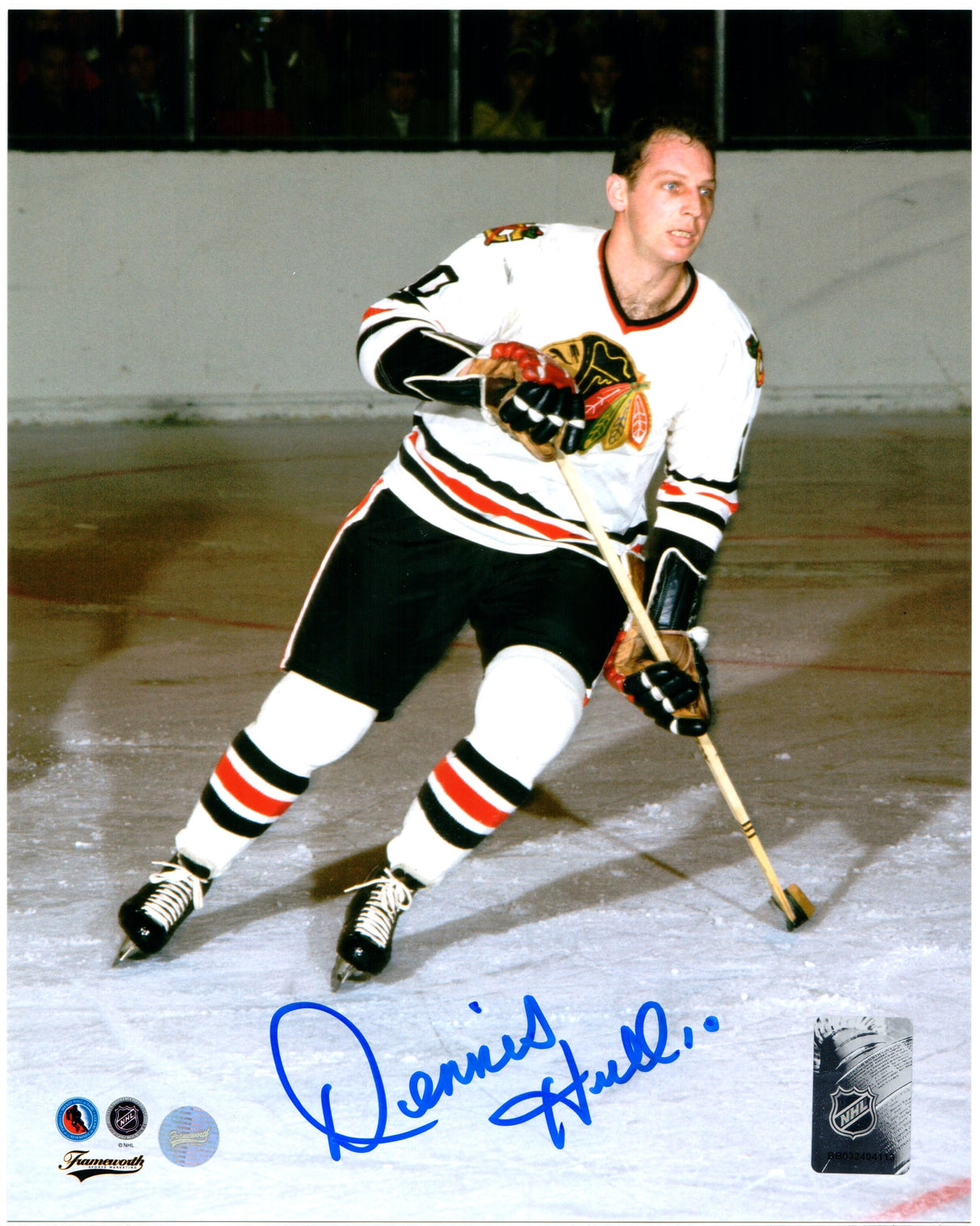 Dennis Hull Chicago Blackhawks Signed Unframed 8x10 Skating Photo