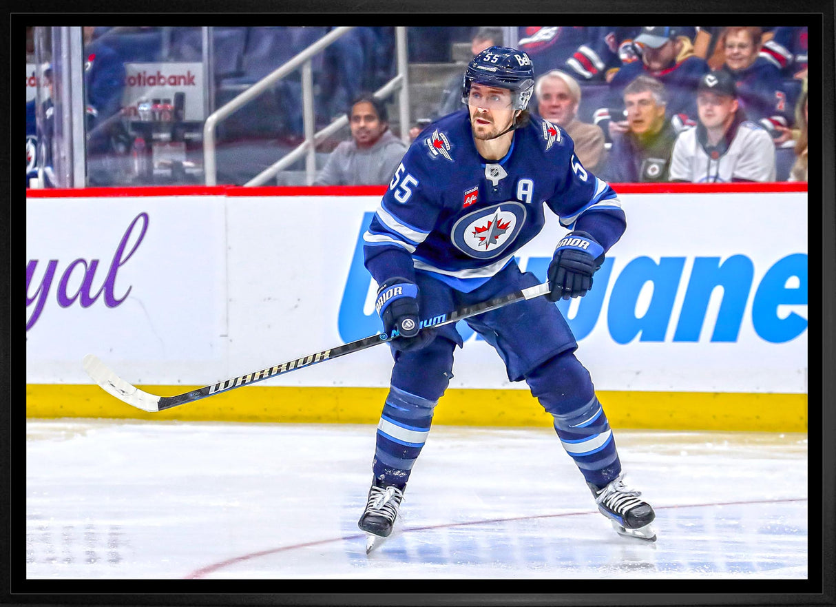 Mark Scheifele 20x29 Framed Canvas Winnipeg Jets - Frameworth Sports Canada 