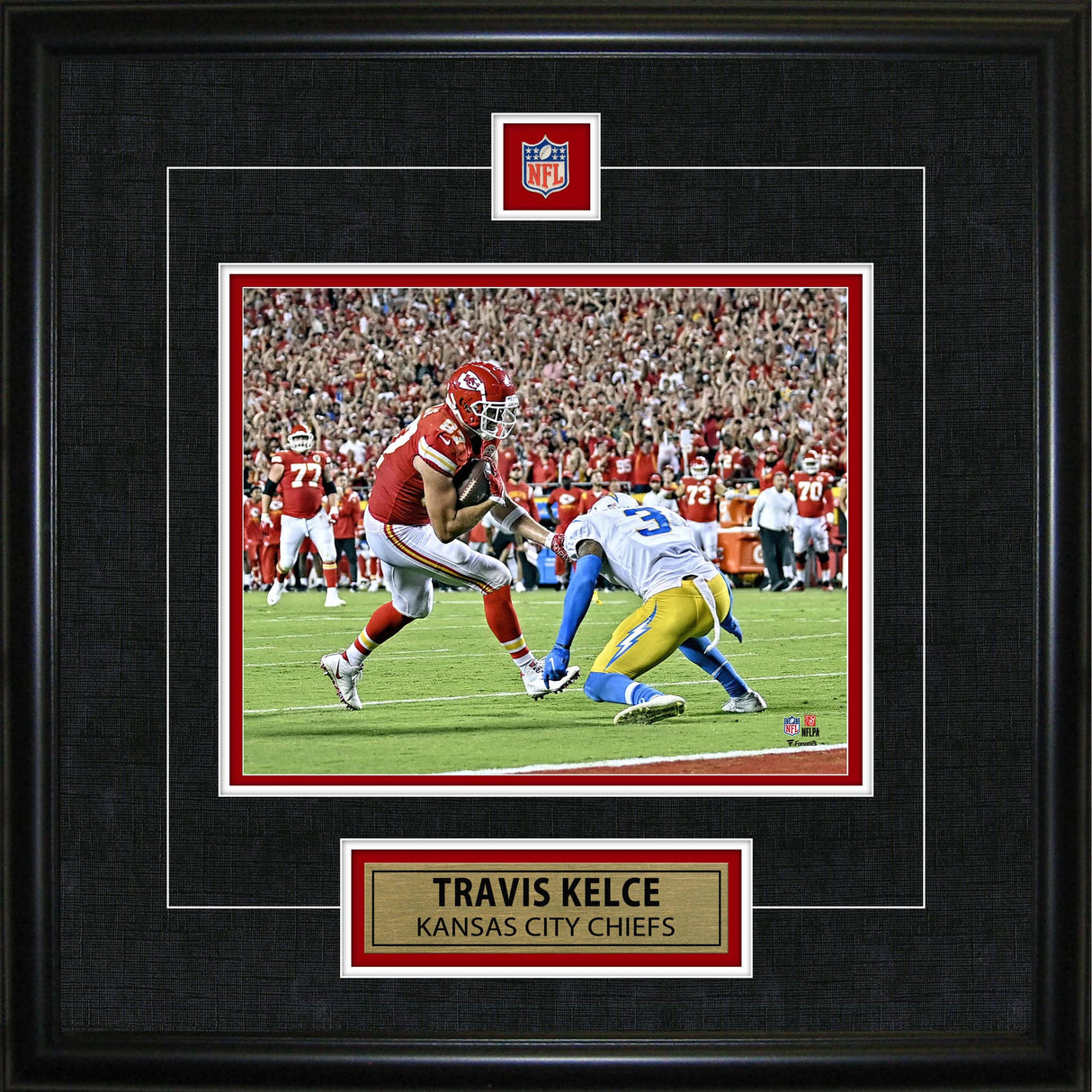 Travis Kelce Framed Pin & Plate Chiefs