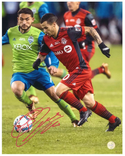 Sebastian Giovinco Toronto FC Signed Unframed 8x10 Action Photo - Frameworth Sports Canada 