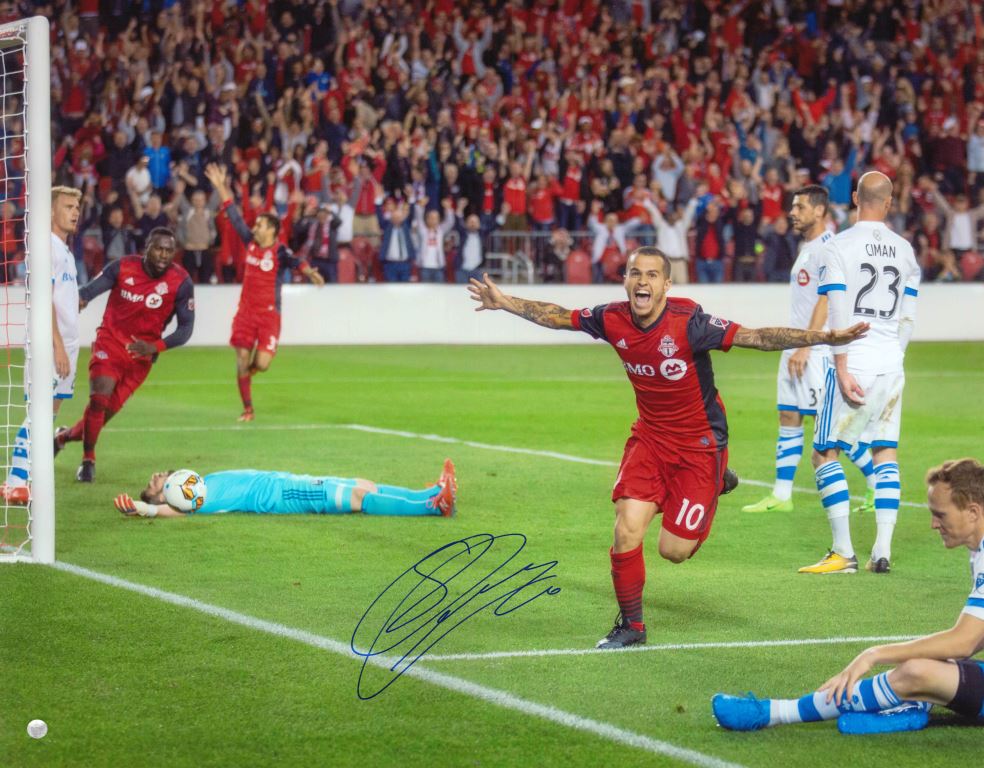 Sebastian Giovinco Toronto FC Signed Unframed 16x20 Arms Wide Goal Celebration Photo - Frameworth Sports Canada 