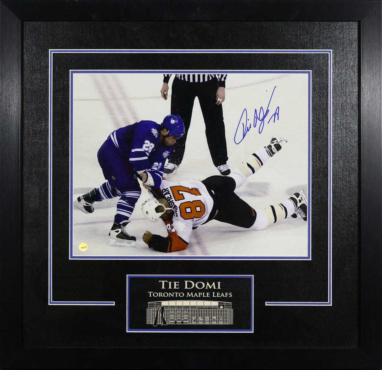 Tie Domi Signed Toronto Maple Leafs Framed 11x14 Fighting Photo - H - AUCTION