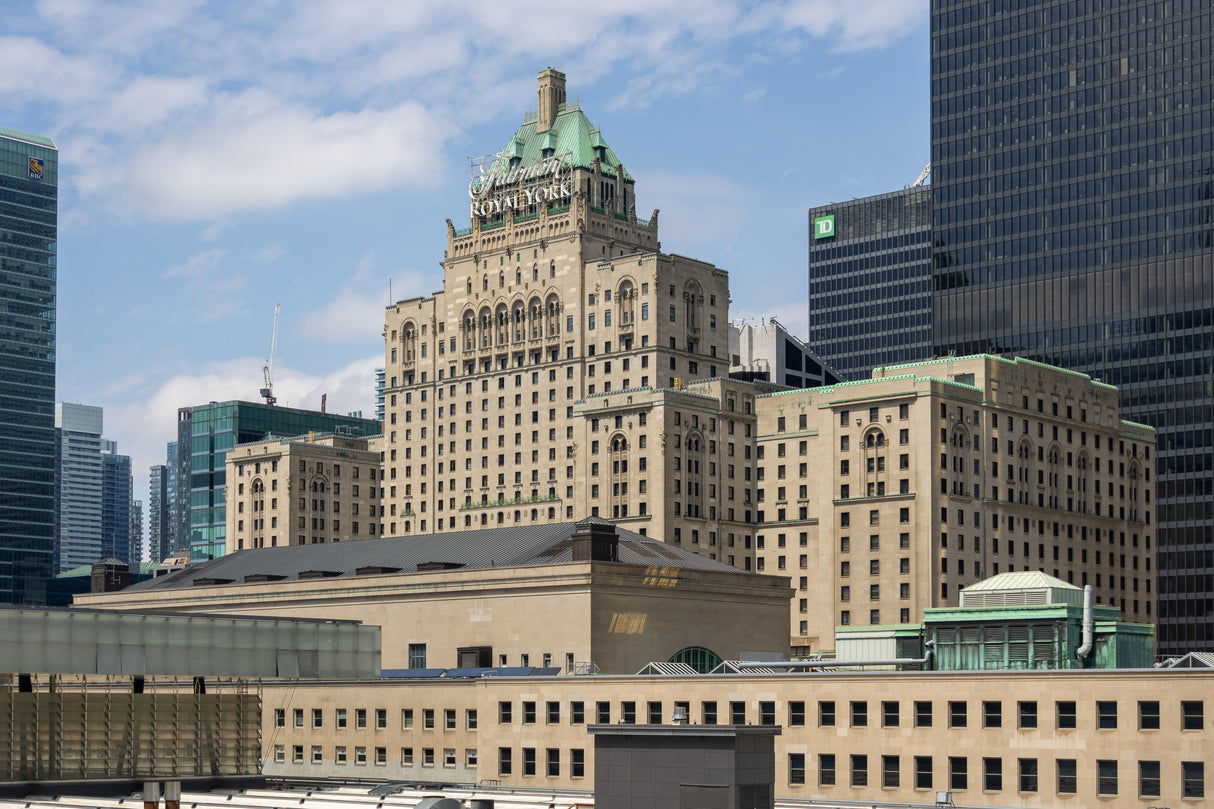 Complimentary One-Night Stay in a Fairmont Luxury Room and Breakfast for two in REIGN Restaurant - AUCTION