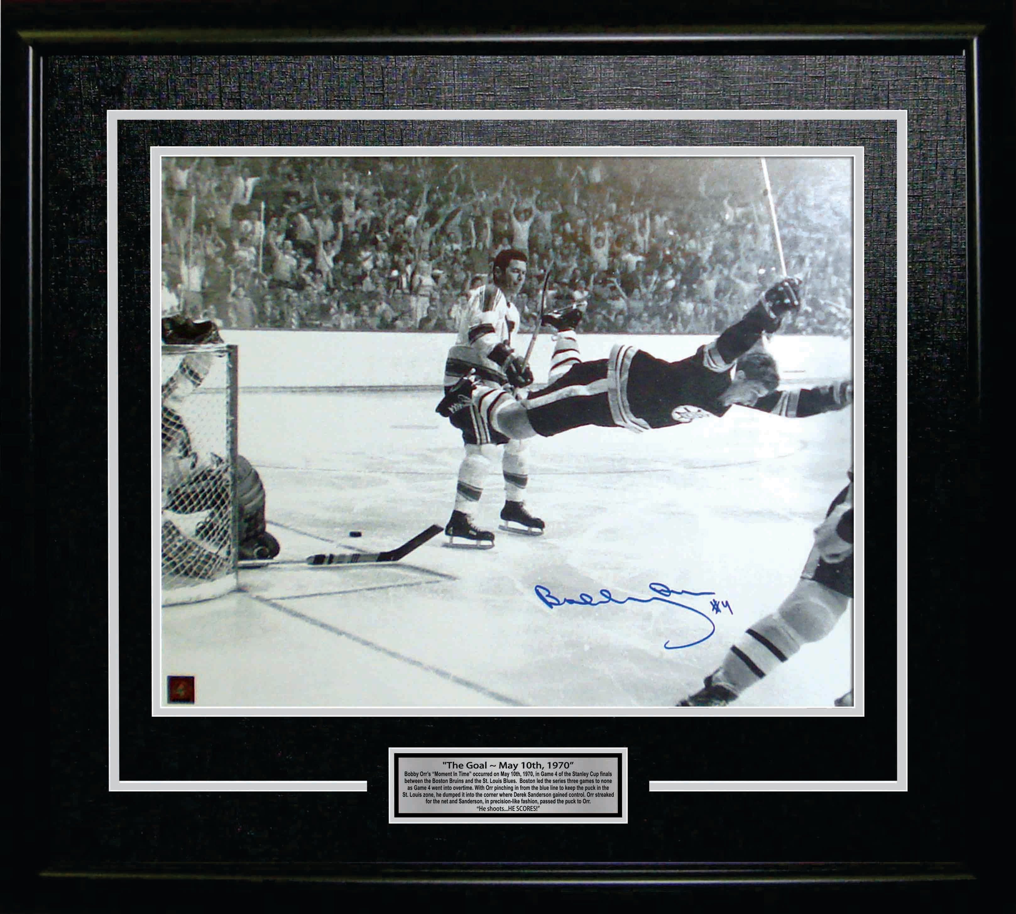 Bobby Orr Boston Bruins Signed 16x20 