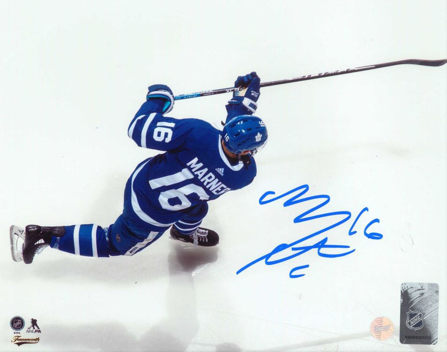 Mitch Marner Toronto Maple Leafs Signed 8x10 Overhead Shooting Photo - Frameworth Sports Canada 