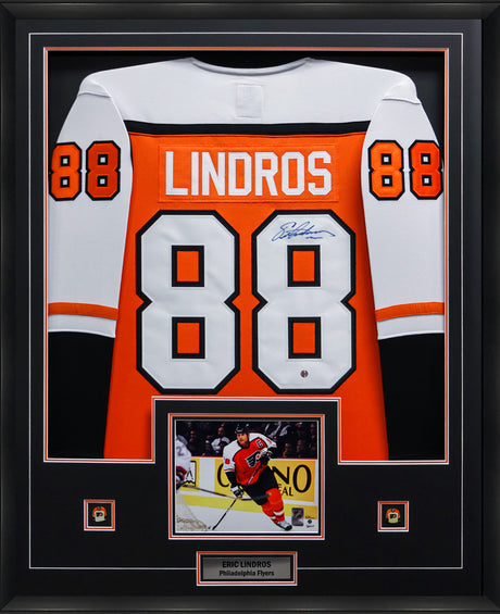 Eric Lindros Signed Philadelphia Flyers Framed 34x42 Fanatics Home Vintage Jersey - AUCTION