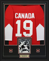 Paul Henderson Signed Jersey Framed - Team Canada 1972 Summit Series Replica Red