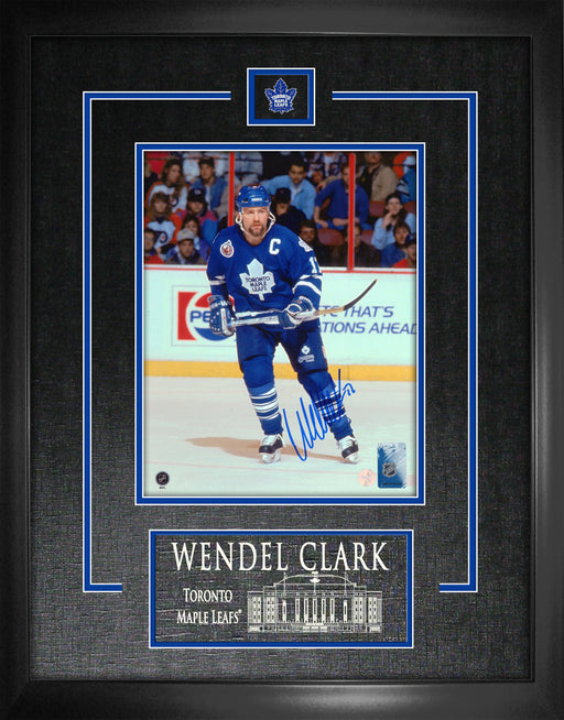 Wendel Clark Toronto Maple Leafs Signed Framed 8x10 Action Photo - Frameworth Sports Canada 