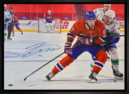 Josh Anderson Montreal Canadiens Signed Framed 20x29 Defending Puck Canvas - Frameworth Sports Canada 
