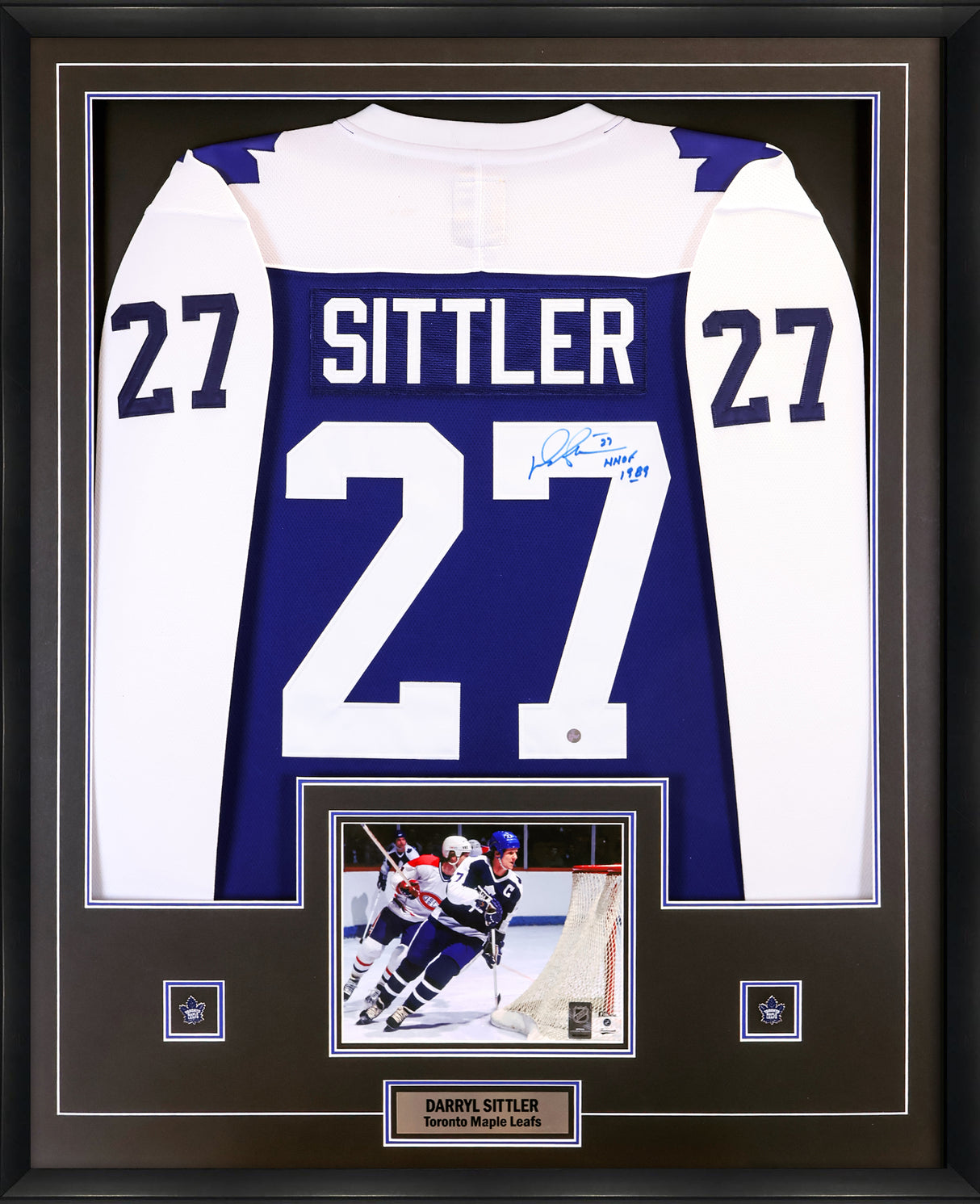 Darryl Sittler Signed Framed Jersey Maple Leafs Replica Fanatics Blue Inscr "HHOF 1989" - AUCTION