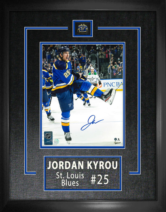 Jordan Kyrou St. Louis Blues Signed Framed 8x10 Celebrating Photo - Frameworth Sports Canada 