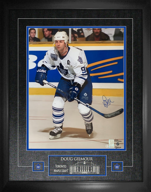 Doug Gilmour Signed Framed 16x20 Toronto Maple Leafs Spotlight Photo - Frameworth Sports Canada 