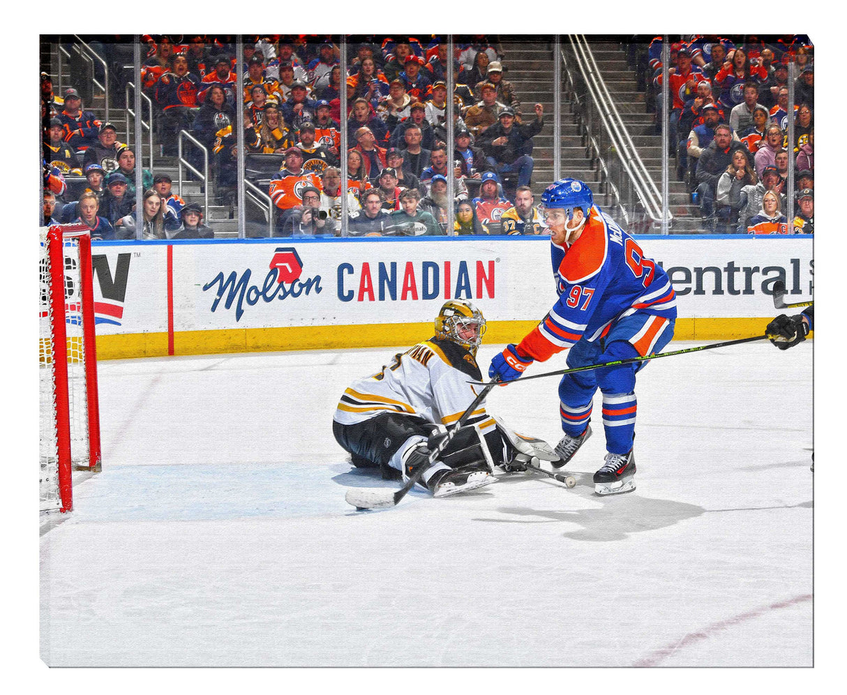 Connor McDavid Unsigned 16x20 Canvas Oilers vs Bruins