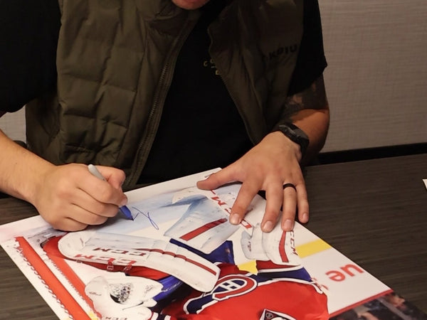 Carey Price signing photos at a Frameworth signing, 2024
